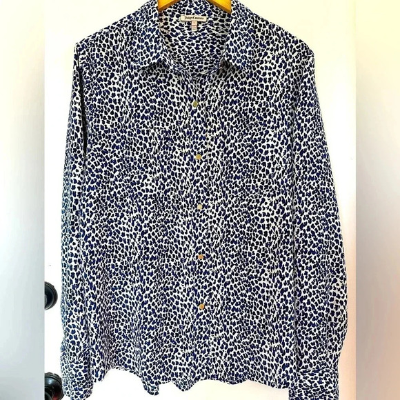 Juicy Couture blue animal print button down women’s shirt size large - Picture 1 of 5